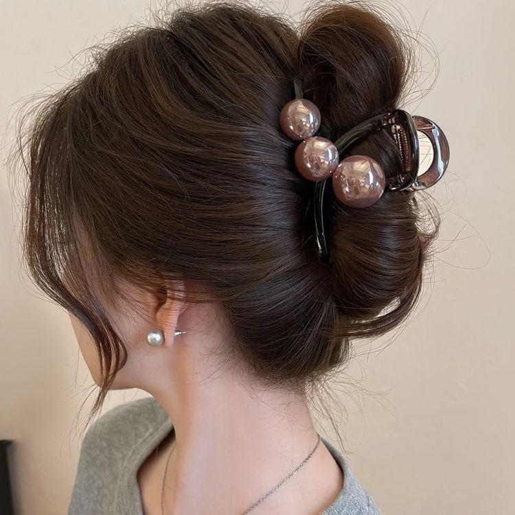 Elegant Large Hair Claw Clip for Thick Hair - High-End Korean Updo Shark Clip
