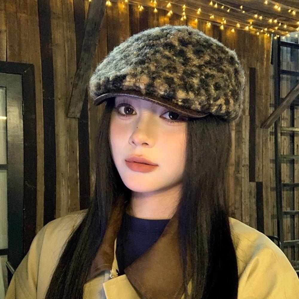 Pu Leather Brim Leopard Print Berets Keep Warm Women Newsboy Caps Lamb Wool Berets Hat  Female