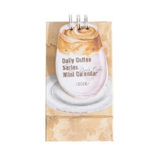 

Мини настольный календарь 2026 Кофейная тематика Мини настольный календарь с 3D дизайном чашки Художественный узор из кофейных зерен Ежемесячный планировщик A