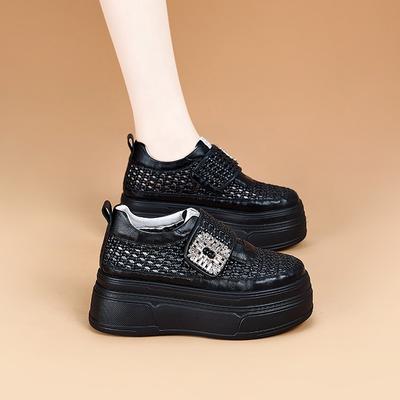 Sieviešu apavi – Botas