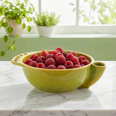 Ceramic Berry Colander Bowl Ceramic Berry Washing Bowl with Drainage Holes Stoneware Fruit Rinse for Strawberries for Home