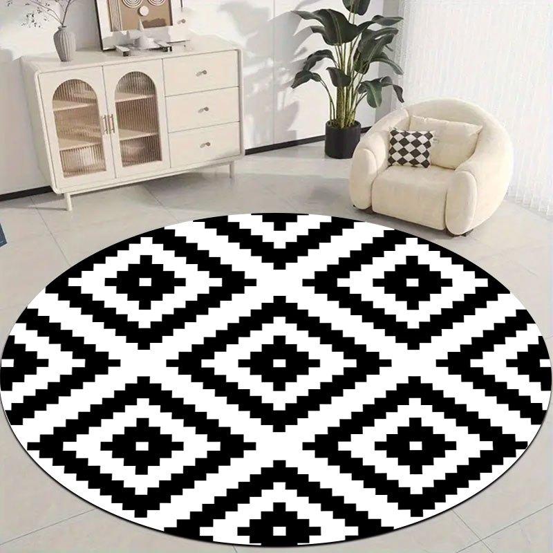 Geometric black and white patterns Flannel-printed round floor mats are slip-resistant Suitable for room terrace garden carpets