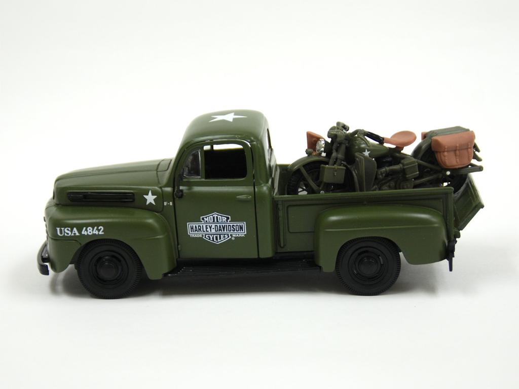 Maisto HD Custom Ford Pickup Flat Head 124 Harley-Davidson F-1 + (Hæren) 200–152