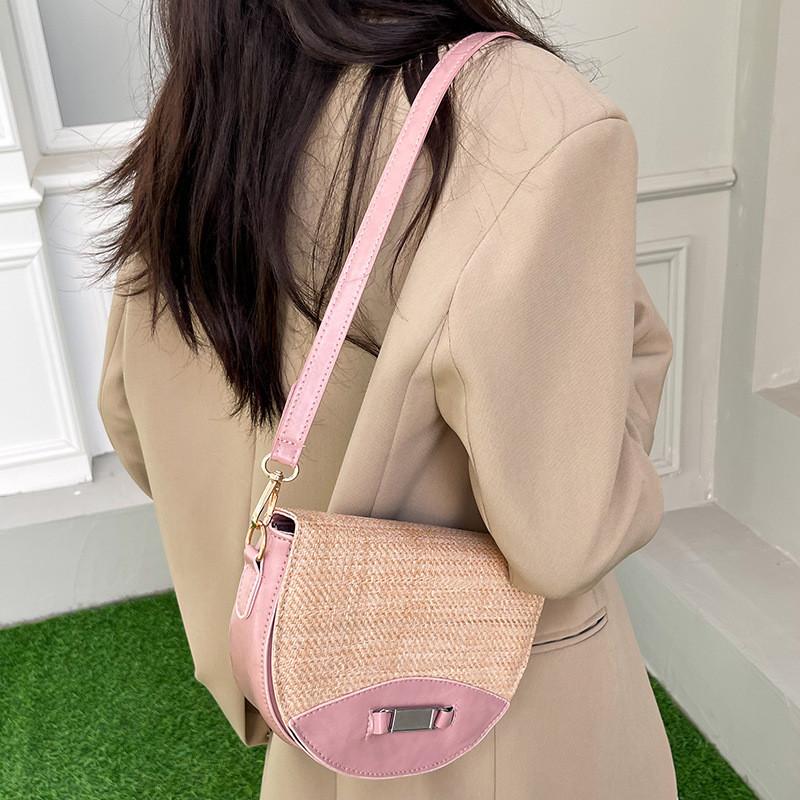 Vintage-inspired Medium Saddle Bag For Women Chic Spring 2024 Large Capacity Purse