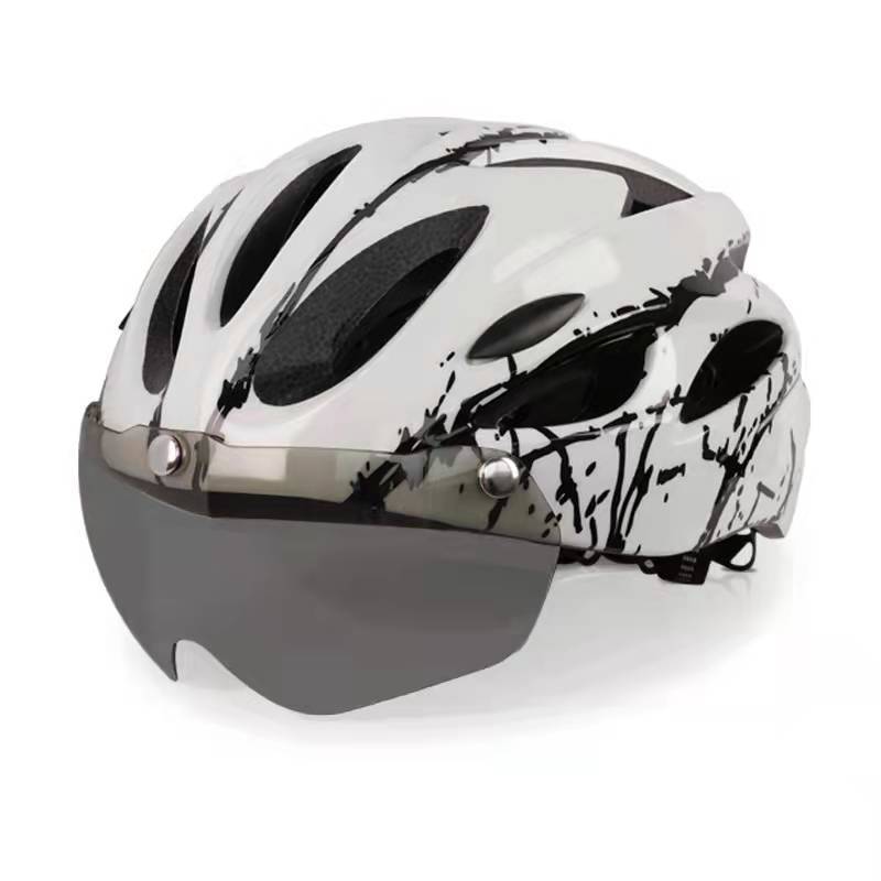 Bicycle Helmet Men's Mountain Bike Road Bike Teen Roller Skating Bike Breathable Helmet Women's Riding Gear