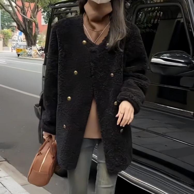 Chic and Stylish Teddy Fur Coat with Double-breasted Design, Perfect for Autumn and Winter