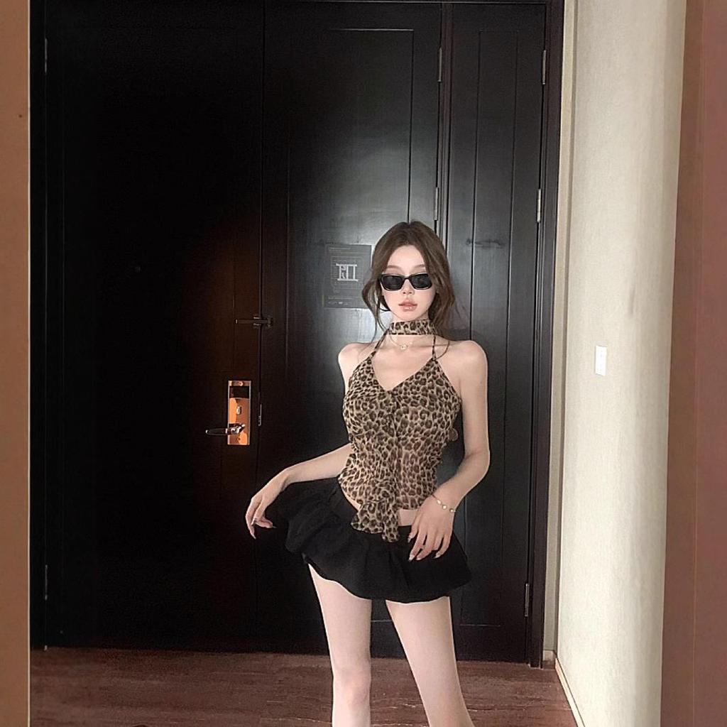 Leopard Print Halter Neck Camisole - Chic Slim Fit Top for Women