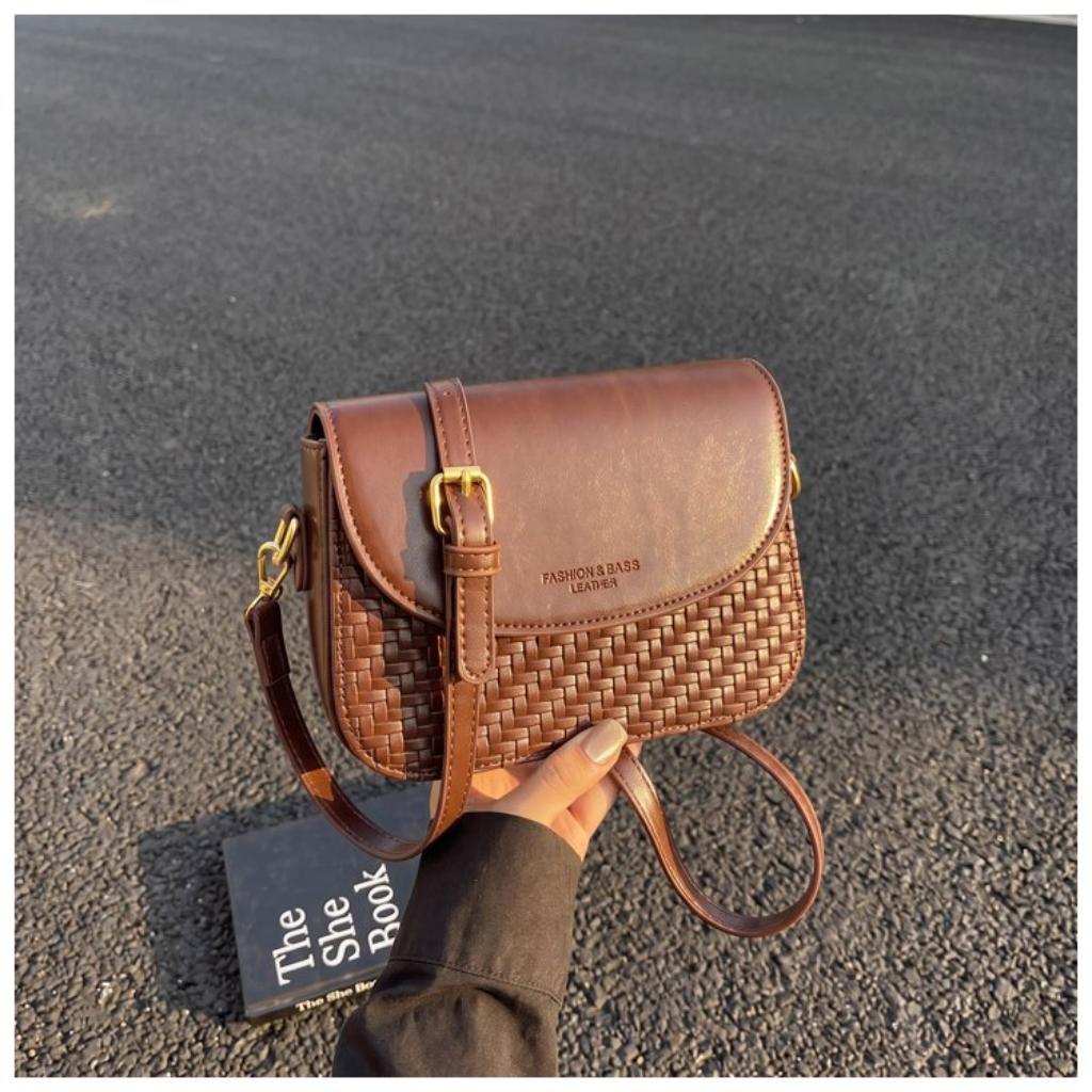 Xeie Thuk Crossbody Bag Women PU Adjustable Strap Daily Commute