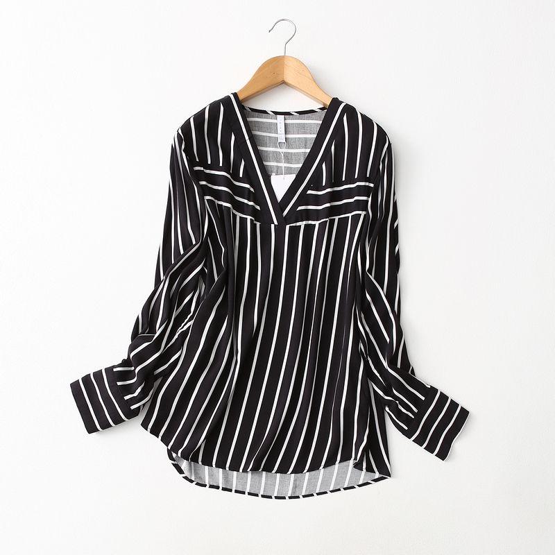 

Export Export Tail Single Loose Slimming V-neck Vertical Striped Cotton Silk Shirt Women s Pullover Artificial Cotton Tops Spring Black European code-S (Bust size 100)