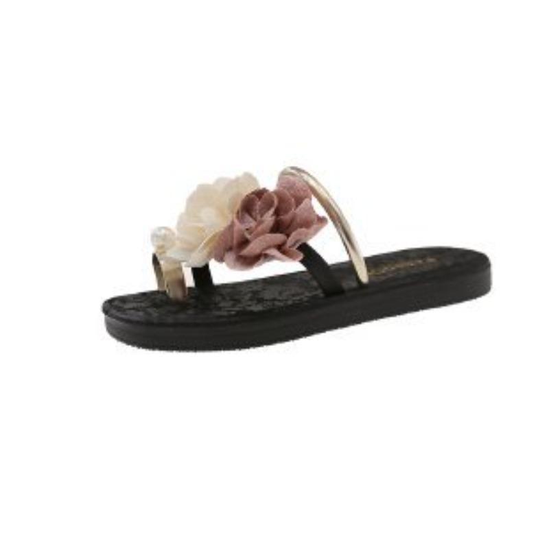 The New Style of Shoes, Fashionable and Durable Flip-flops, Are Perfect for Women's Home Use