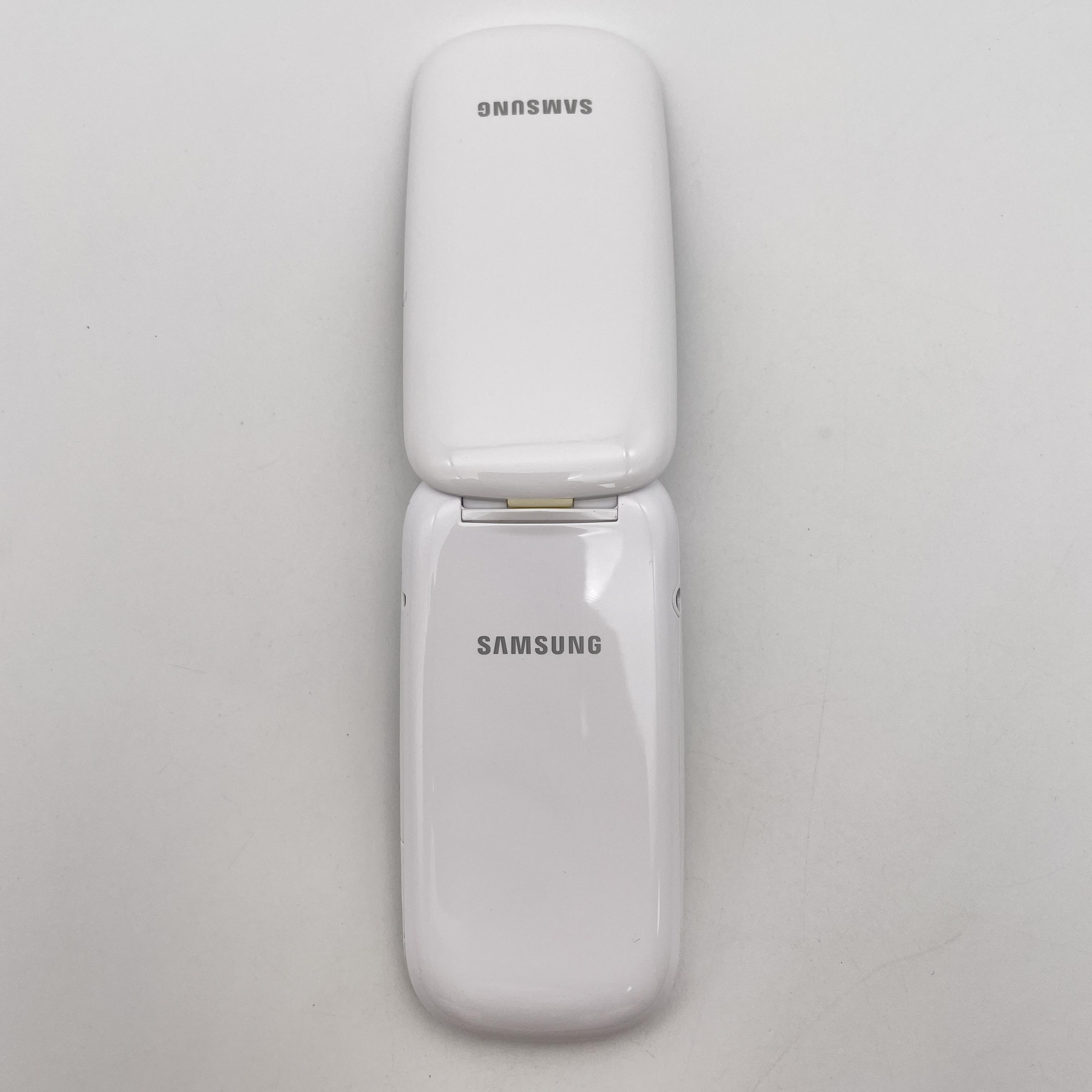 

95% новый Восстановленный Мобильный телефон Samsung E1272 simple set белый