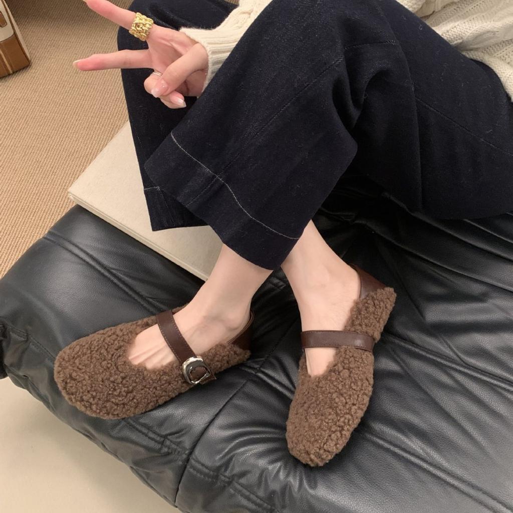 One-pedal Doudou Shoes Women's Winter 2025 New Lamb Wool Shoes Wear One-button Velvet Thermal Cotton Shoes