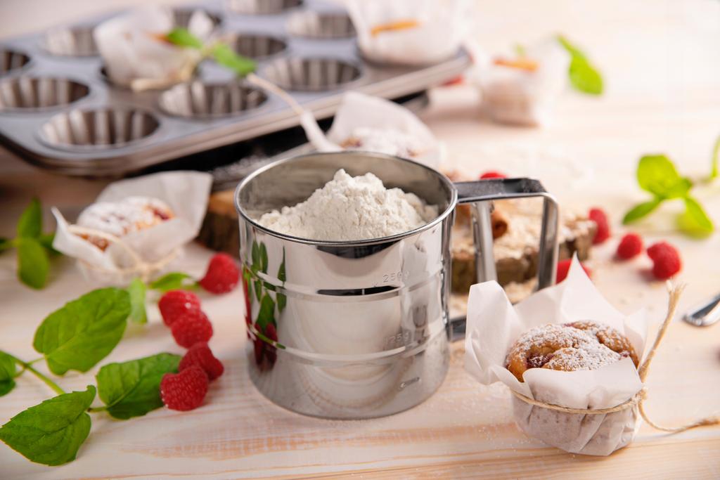 KADAX Sifter Sieve For Flour Icing Sugar Steel 250G