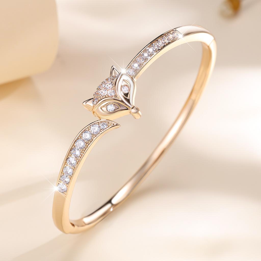 New Fashionable Light Luxury Fox Simple Micro-paved Zircon Daily Versatile Bracelet