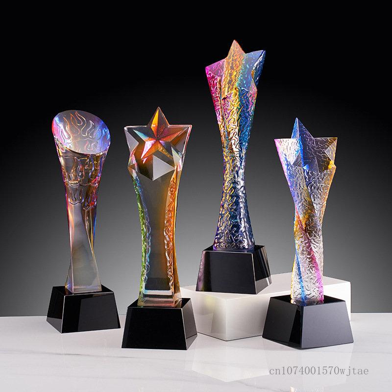 Kristalltrophäenherstellung, farbenfroh, hochwertig, farbiges Glas, kreativ, Auszeichnung für hervorragende Mitarbeiter, Gravur für die Heimdekoration, 1 Stück