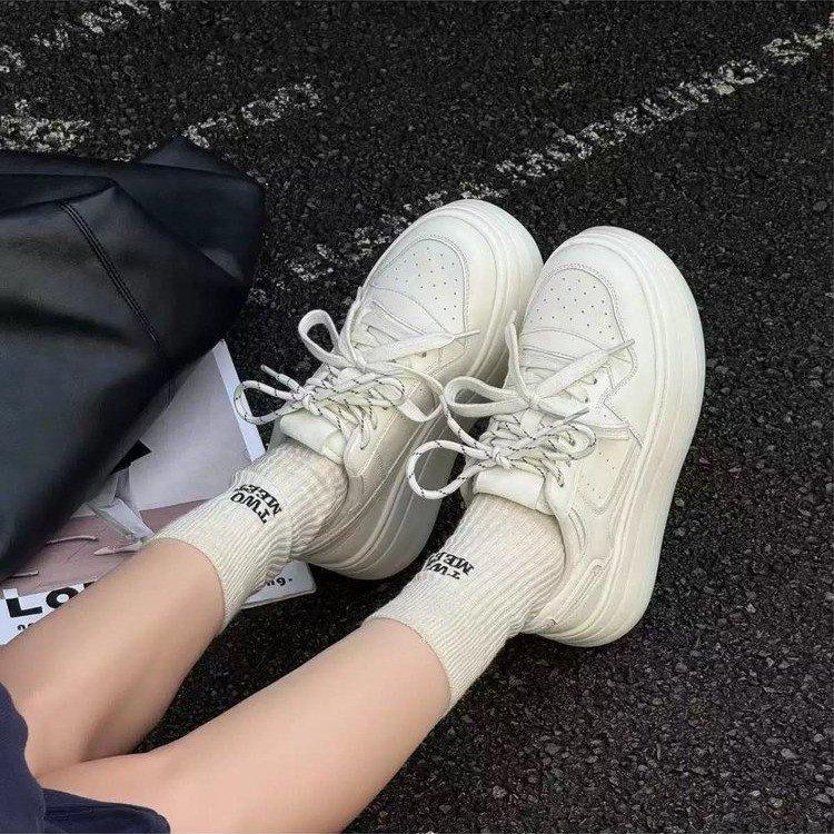 Leather Velvet Little White Shoes For Women'S Winter New Versatile Height Increase Sports And Leisure White Board Shoes For Women And Women