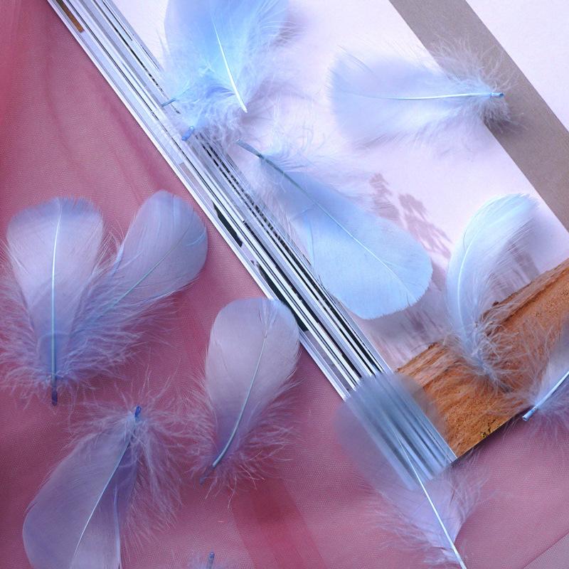 50Pcs Macaron Color Small Feathers 5-8Cm Goose Feather Small Floating Bobo Ball Balloon Filling Decorative Material