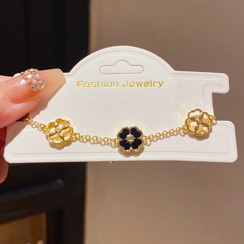 Floral Hand Chain With Gold Plating For Women Fashion Accessory Summer