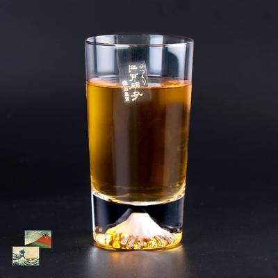 Trinkgeschirr – Becher & Gläser
