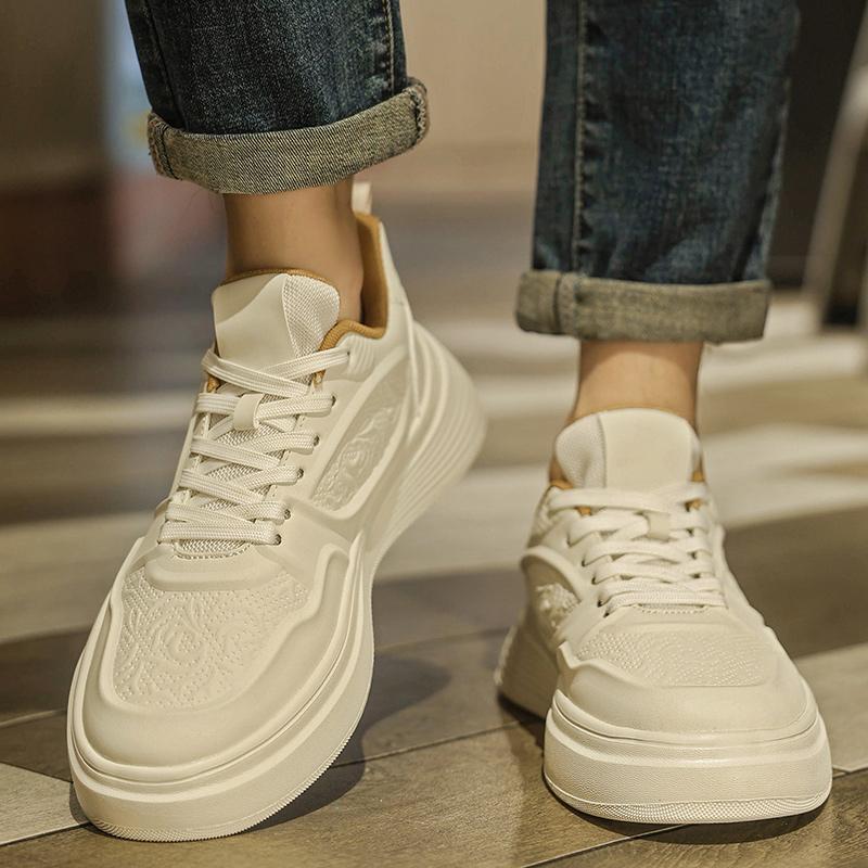 Men's fashion Joker borad Shoes Four Seasons new Soft-sole Non-slip Comfort Light Casual Shoes Thick-sole youth Sports Flat Shoe