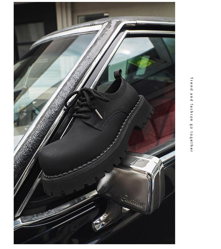 Pánské trendy boty na jaro 2024 v britském stylu, matné boty s nízkým svrškem zvyšující výšku