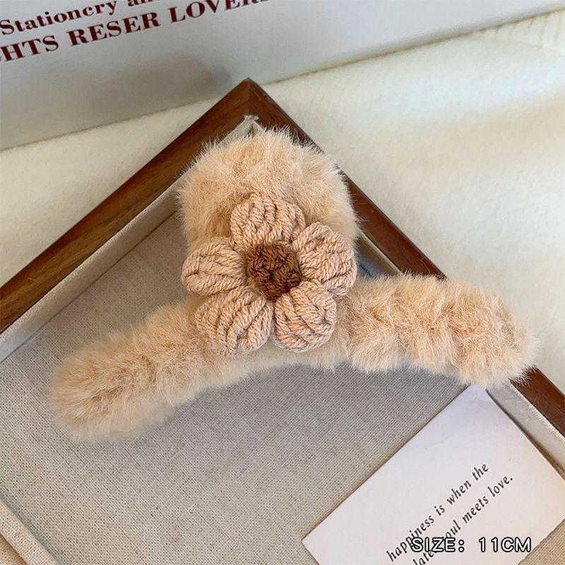 Elegant Marble Plumeria Hair Clip with Cross-Border Design