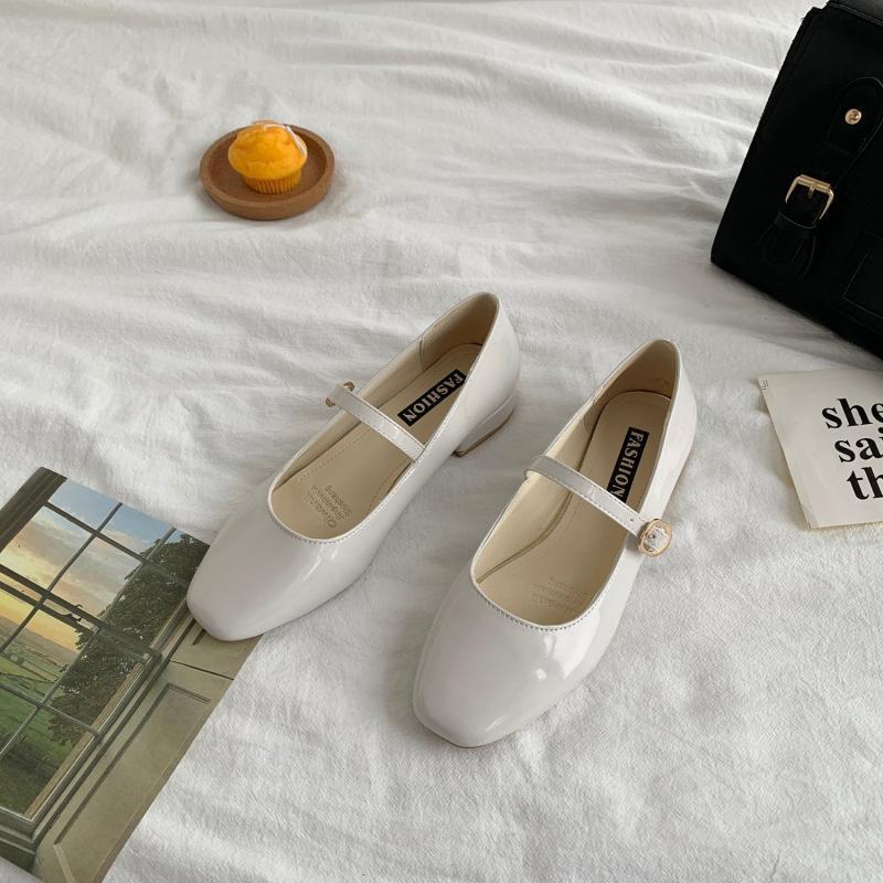 Low-heeled summer new retro versatile one-word buckle Mary Jane single shoes small leather shoes women