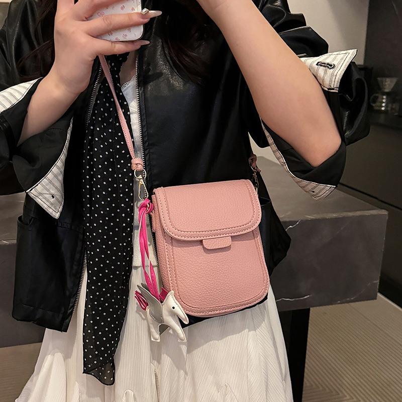 Nisch mångsidig liten väska dam ny sommar mångsidig axelväska mode mobiltelefonväska