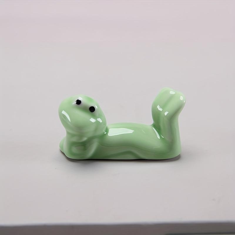 3pcs Ceramic Frog Chopstick Holder, Japanese Style Chopsticks Rests and Pens Stand, Suitable for Home Office Decorative Accessories