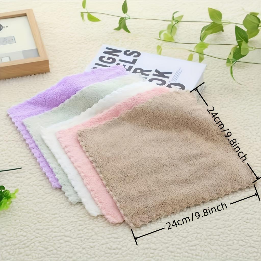 Vintage Cartoon Themed Polyester Fingertip Towels, 200 GSM Soft and Durable Hand Towels with High Absorbency, 9.8-Inch Assorted Patterns