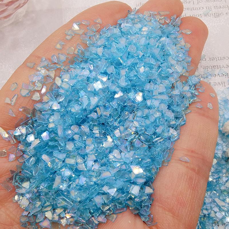 Ručně vyráběné duhové skleněné střepy pro šperky a zdobení nehtů