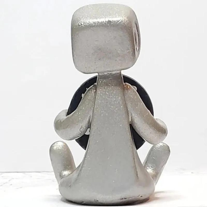 1pc Creative Resin Ornaments Anxiety Lying Robot Desk Decor Home Accessories