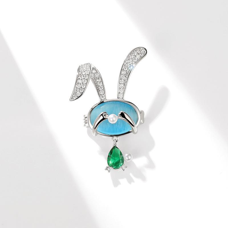 Bo Xin Yun Japanese Rabbit  Cat s Eye Brooch - Cute Stone Pin for Shirts  T-Shirts