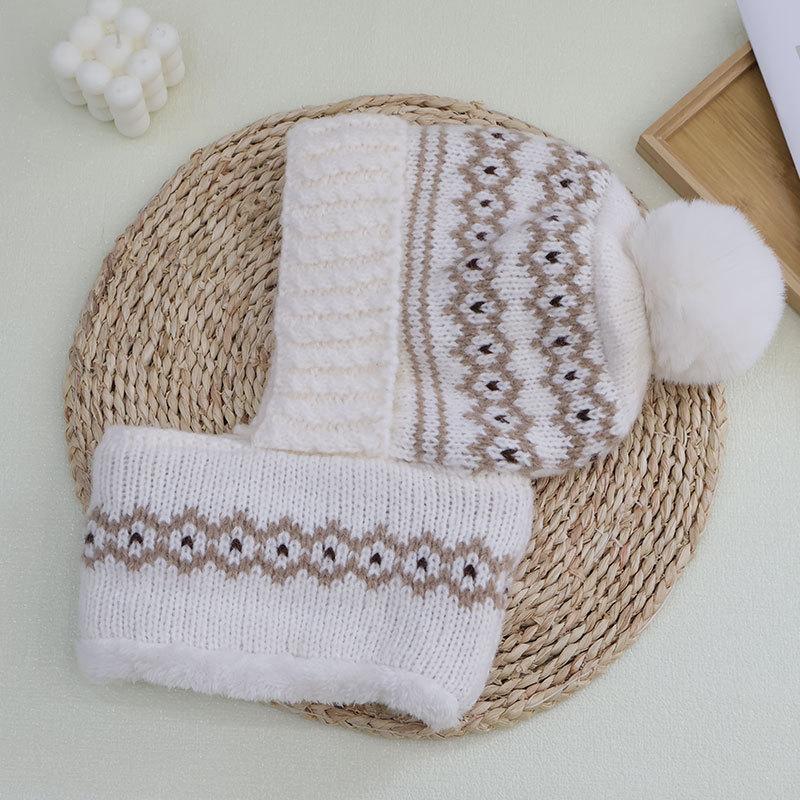 Love Jacquard Warm One-piece Hat Women's Winter Plush Pullover Ear Protection Plush Line Scarf One-piece Hat