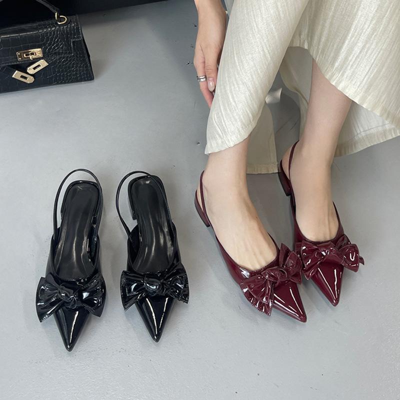 Low-heeled Sandals Women's Thin Heels Spring and Summer New Simple Black Bag Head Rear Empty Pointed Work Women's Shoes