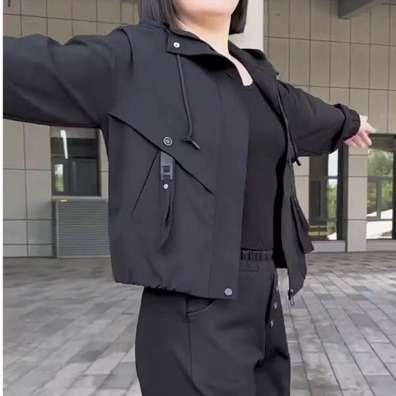 2025 Stilvoller Trenchcoat mit Kapuze - Modische Jacke mit lockerer Passform für Mütter, Perfekt für Frühling und Herbst