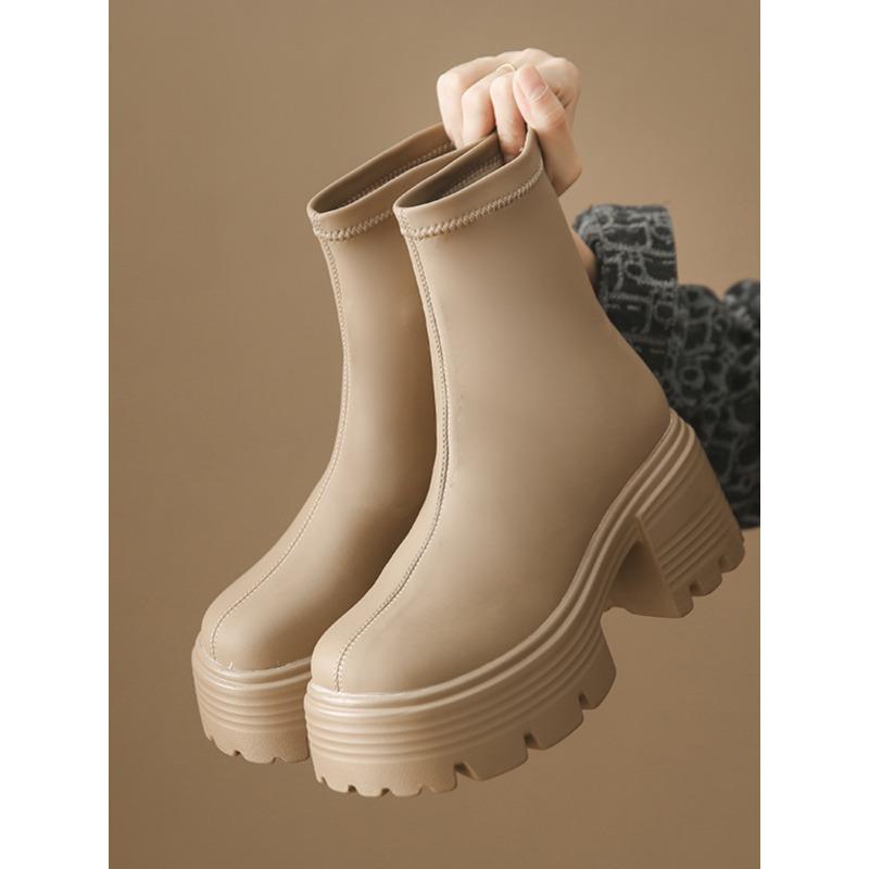 Fashion Punk Chunky Platform Motorcycle Boots Women Thick Bottom Non Slip Combat Booties Woman Black White PU Leather Ankle Botas Mujer