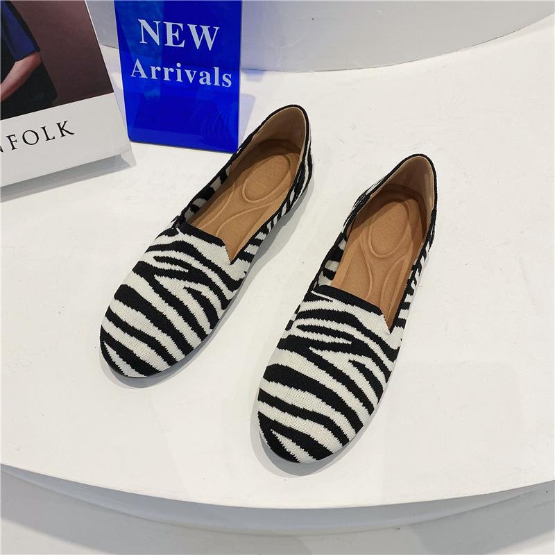 New round head single shoes knitted woven ladyshoes flat bottom flying woven beanie shoes women