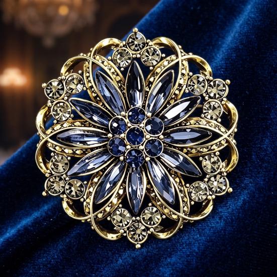 Vintage Flower Brooch Hollow Rhinestone Brooch, Floral Lapel Pin for Fashion Jewelry Women, Bling Badge Clothing Accessories Secure