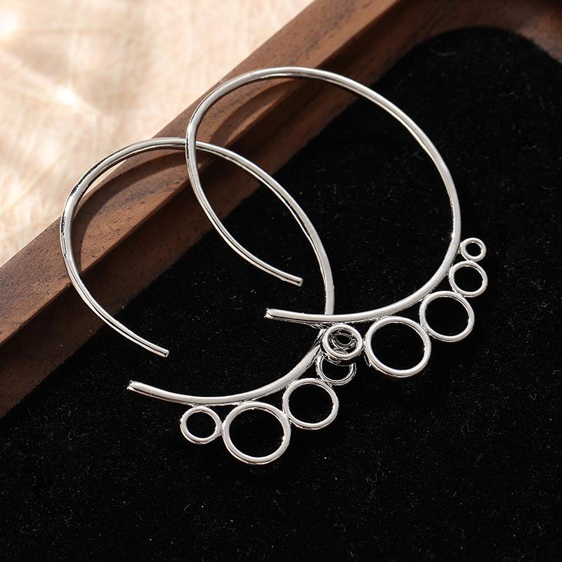 Vintage Geometry Hand Carved Hollowed Silvery Plated Pendant Earrings for Women  Concise Party Jewelry Accessories Crafts