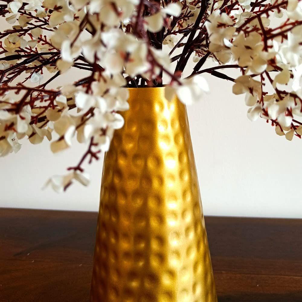 Metal Gold Hammered Flower Vase for Living Room Decoration Items for Bedroom Office Table Centerpiece Vase for Flowers, 9 Inch (Without Flowers)