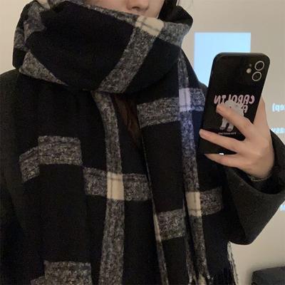 Accessori – Sciarpe e foulard