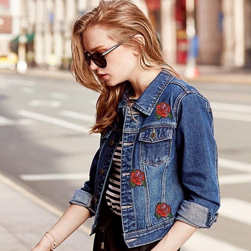 2Pcs/Set Creativity DIY Cartoon Embroidery Roses Flower Buiter Distinctive Patch Accessory