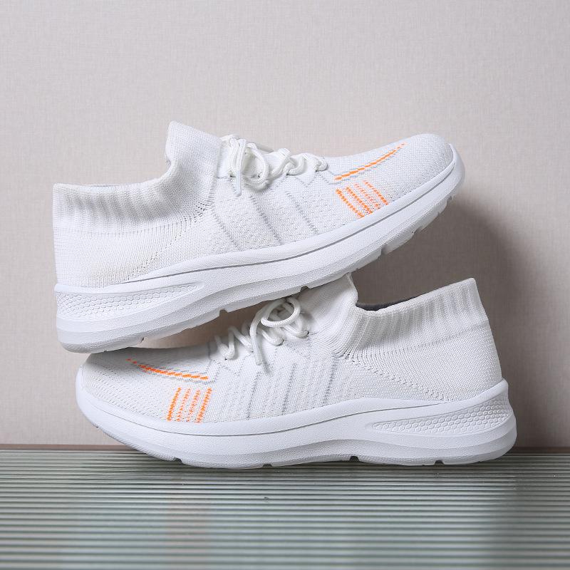 New Large-size Thick-soled Heightened Casual, Light and Comfortable Mesh Breathable and Wear-resistant Sports Shoes