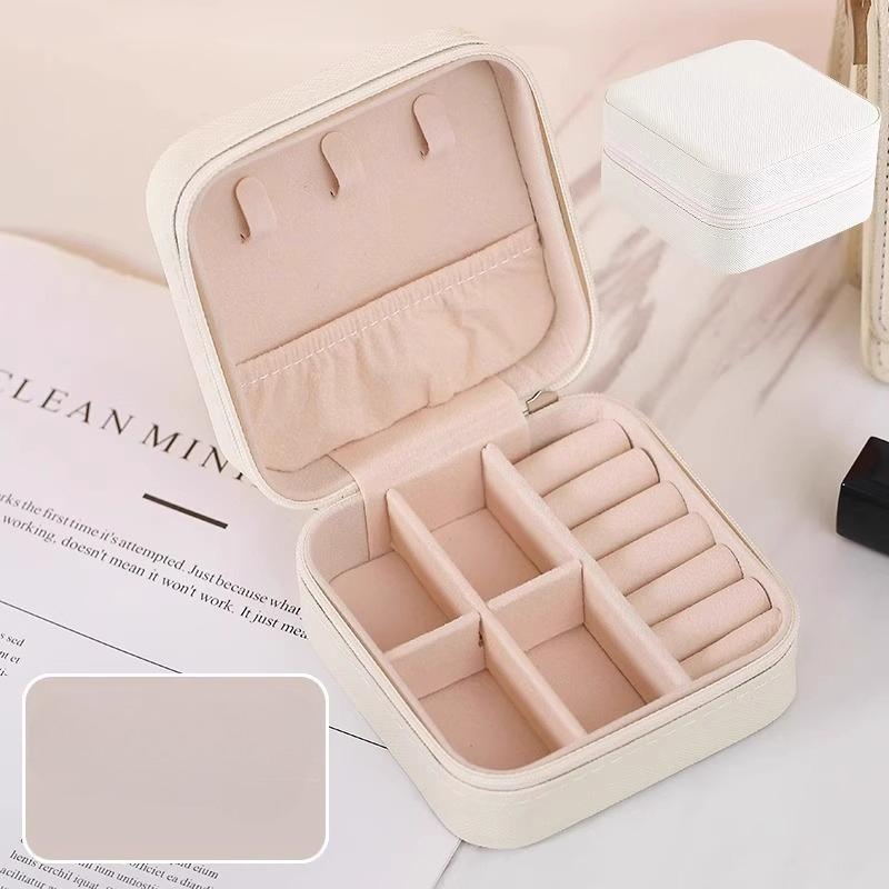 

Leather simple jewelry box with lid, finishing box, earrings, earrings, necklace, jewelry box, large-capacity jewelry storage box. small about 9.5 * 9.5 * 4.7cm