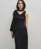 NOIRER FOR WOMAN Wrinkle Texture Scarf Blouse (Black)