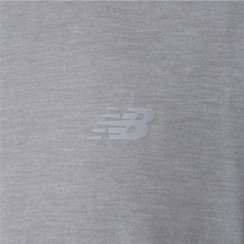 New Balance Short Sleeve Tee Lqj Nbnefcog01 15 Sports Essential Heathertech Short Sleeve Tee