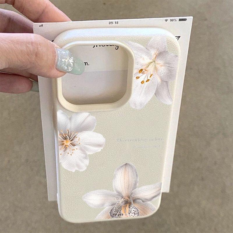 Elegant white phone case suitable for iPhone 17, 16, 15, Plus, Pro, Max series - ideal for giving as a gift