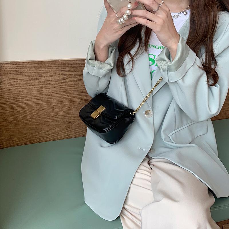 Rhombus Shoulder Bag New Summer Messenger Bag Niche Design Chain Small Square Bag Women's Underarm Bag