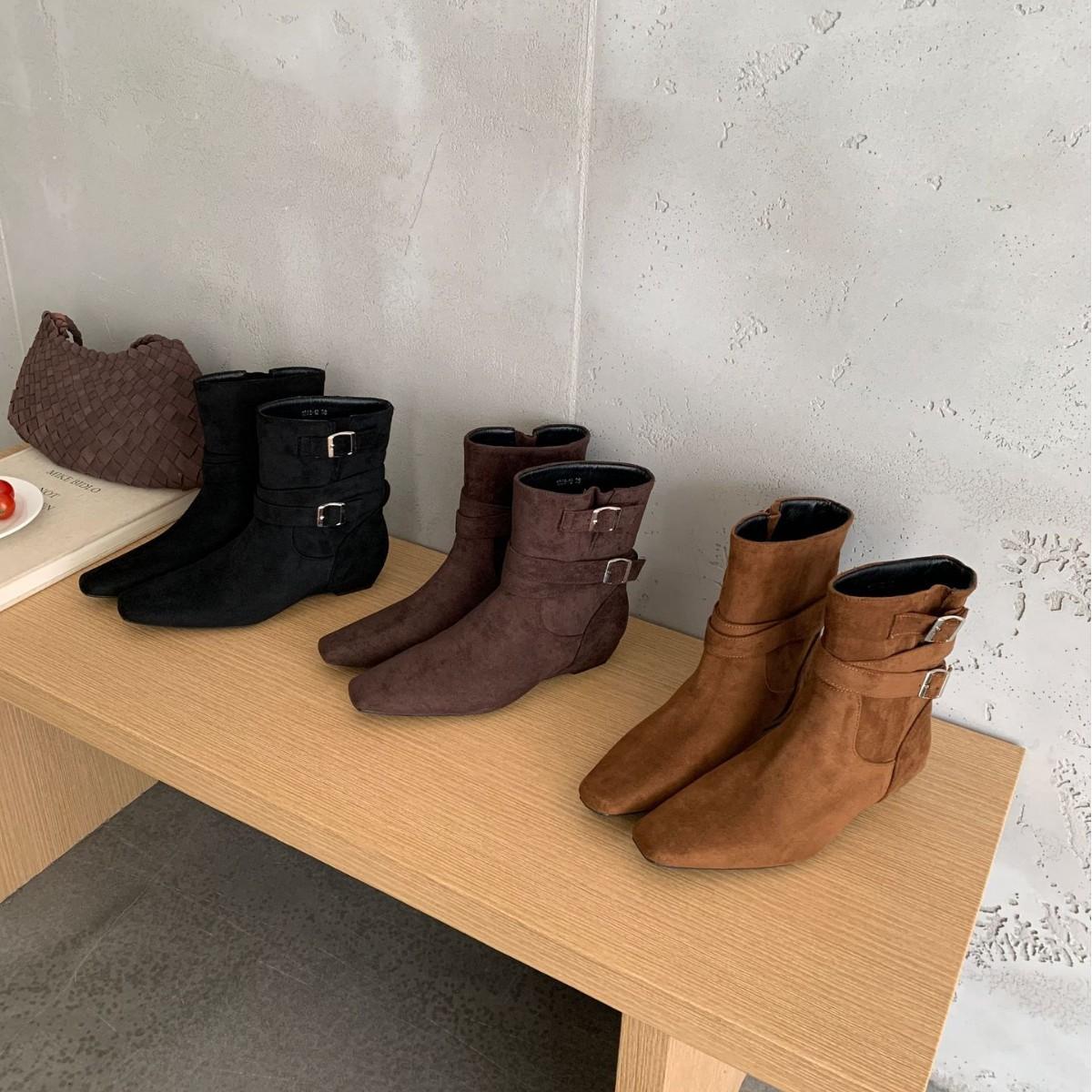 

2025 новые осенние замшевые женские ботинки Мартин с квадратным носком, на коротком толстом каблуке, с тонким голенищем, до щиколотки, модные, с задней молнией, Челси 39 коричневый